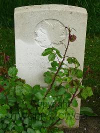 Etaples Military Cemetery - Whittle, Sidney